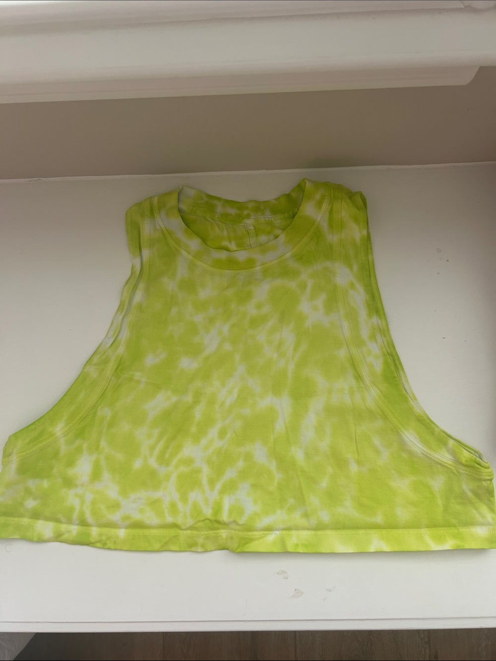 Lululemon Tie-Dye Sleeveless Crop Top - Lime Green